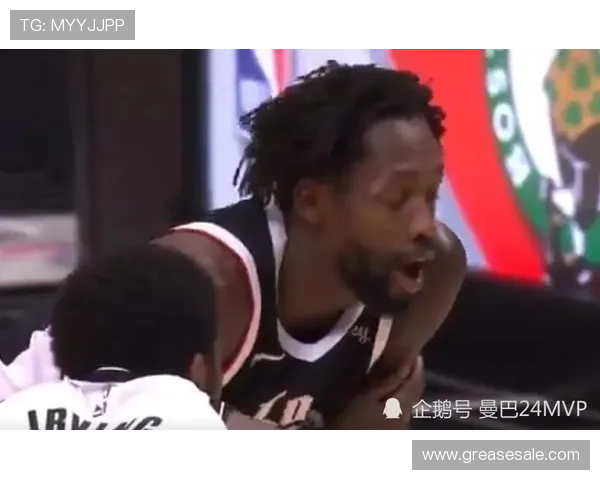 湖记犀利吐槽斯玛特假摔演技爆棚夸张程度直追贝弗利本季最期待 湖记犀利吐槽斯玛特假摔演技爆棚夸张程度直追贝弗利本季最期待