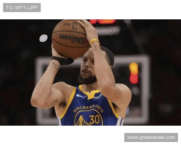 科尔称新规则将利好库里以往防守者频繁侵犯其手臂