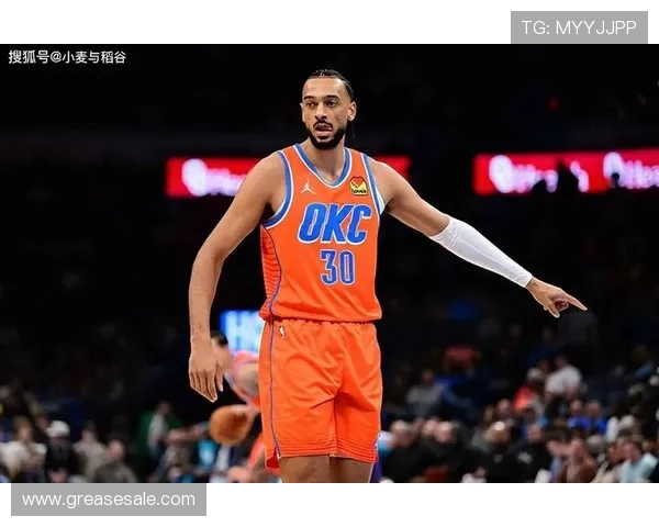 奥萨尔上半场高效表现8投6中贡献12分1助1断 成为球队得分利器 奥萨尔上半场高效表现8投6中贡献12分1助1断 成为球队得分利器